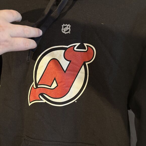 NWOT New Jersey Devils Jack Hughes Jersey Hoodie Name & # On Back Men’s Small - Picture 4 of 8